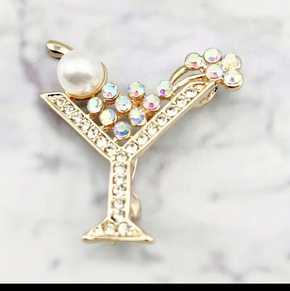Elegant Gold Cocktail Glass Brooch with Pearl and Crystals - Picture 4 of 4